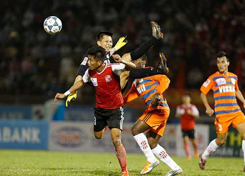 Thủ môn Nguyễn Mạnh Dũng