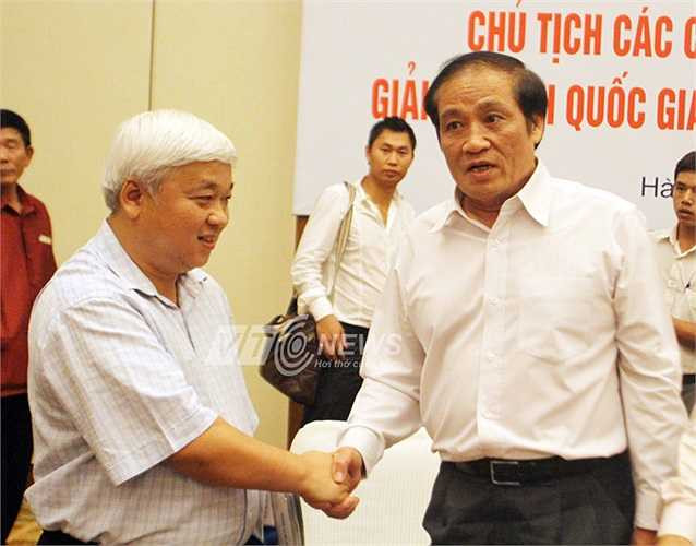 Sức mạnh của các ông bầu với vai trò đầu tầu là bầu Kiên đã khiến VFF phải nhường sân chơi V-League và hạng Nhất cho VPF.