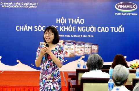 Vinamilk chăm sóc sức khoẻ Người cao tuổi TP.HCM
