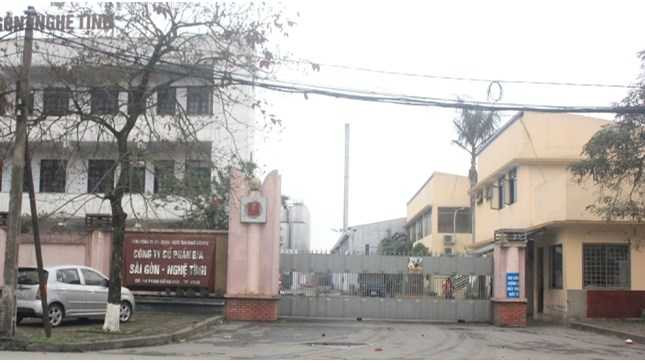 Người dân mong mỏi di dời nhà máy bia Sài Gòn - Nghệ Tĩnh ra khỏi khu dân cư