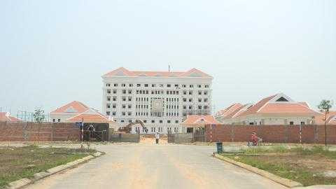 Mặc sau của khách nhà ai cũng phải kinh hoàng về độ hoành tráng, xa xỉ.