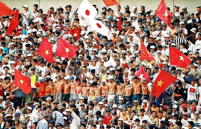 Đây là không khi trên sân Chi Lăng. (Ảnh: Quang Minh)