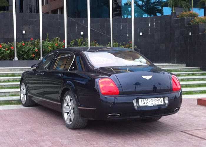 Một chiếc Bentley biển khá đẹp chính chủ Quảng Ninh