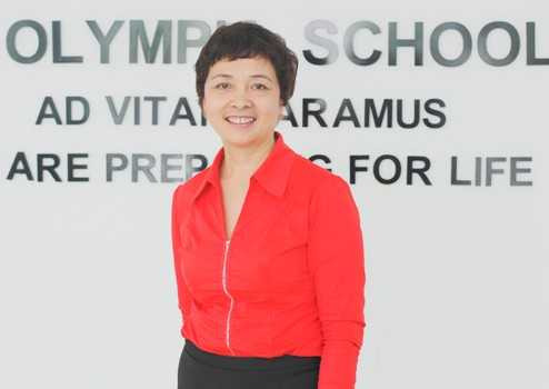 Cô Vũ Thị Diệu Lý - Hiệu trưởng trường Tiểu học Olympia
