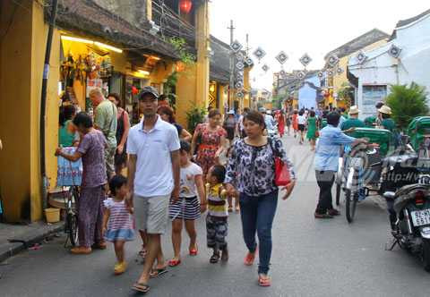 Hội An, phố cổ, thu vé, tận thu, phản ứng, Trương Văn Bay