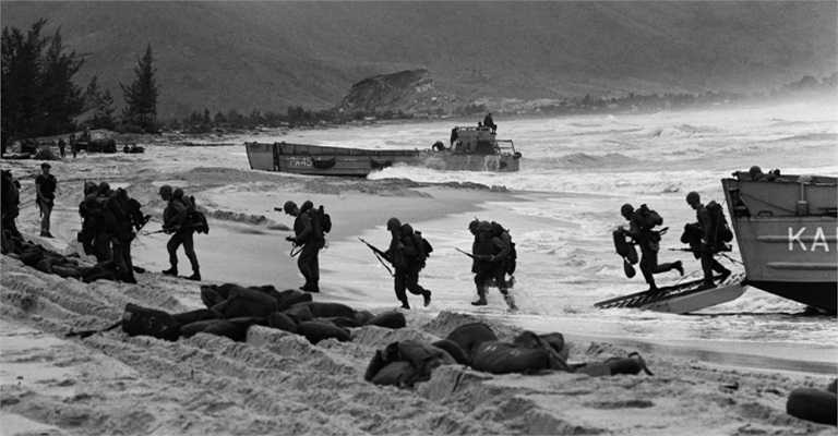 Thủy quân lục chiến Mỹ đến Đà Nẵng