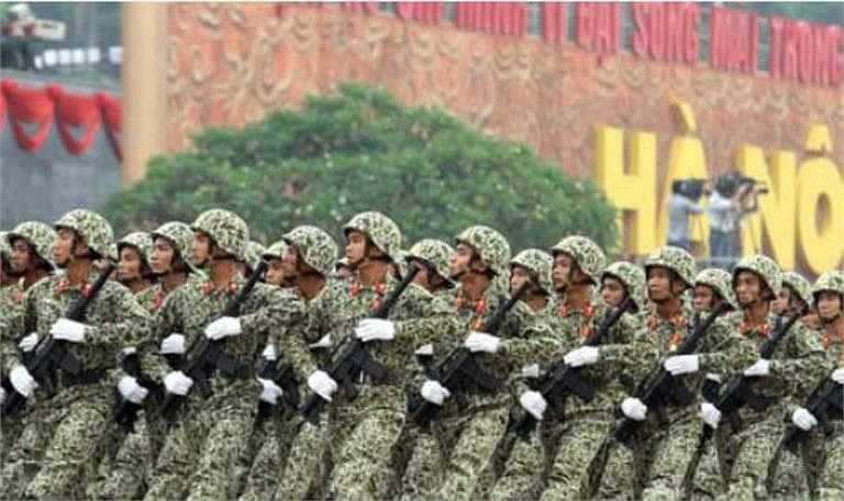 M4A1 có tốc độ bắn đạt 950 phát/phút, tầm bắn hiệu dụng của M4A1 đạt 600 m. 