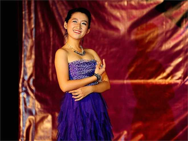 Nguyễn Thị Thùy Trang, lớp K51E.