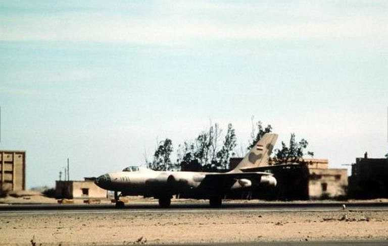 Tuy nhiên, vì quá cũ kỹ IL-28 nên Không quân Việt Nam đã cho nghỉ hưu toàn bộ số máy bay này. 