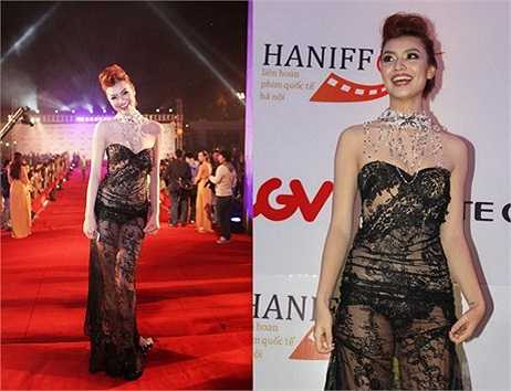 Cho dù sau đó đã thanh minh, nhưng không ai có thể dành thiện cảm cho Hồng Quế được nữa.