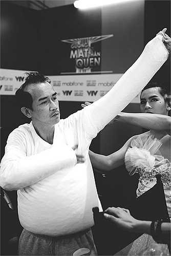 Sự công phu tỉ mỉ của anh khiến cả khán phòng nể phục.