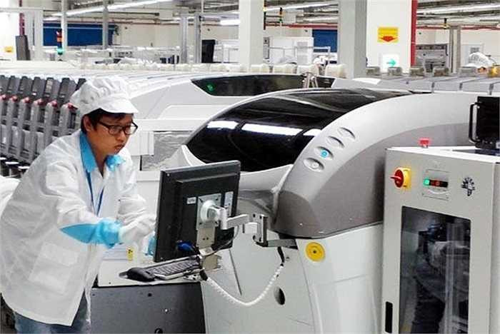 Hãng cũng cho biết, sản phẩm được sản xuất ở Việt Nam chủ yếu để cung cấp ra thị trường nước ngoài, với tỷ trọng 95%, còn lại, 5% là đáp ứng cho nhu cầu trong nước.(Theo Kiến thức)