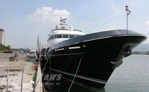 Siêu du thuyền, Đà Nẵng, siêu phẩm, du thuyền, sông Hàn, Dorotheo III