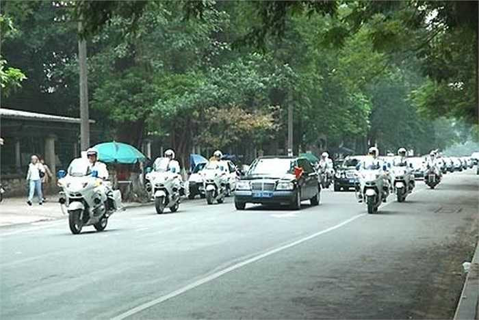 BMW R1150RT-P - Siêu xe dẫn đoàn của của Đội mô tô hộ tống - Trung đoàn 375, Bộ tư lệnh Cảnh vệ, Bộ Công an.