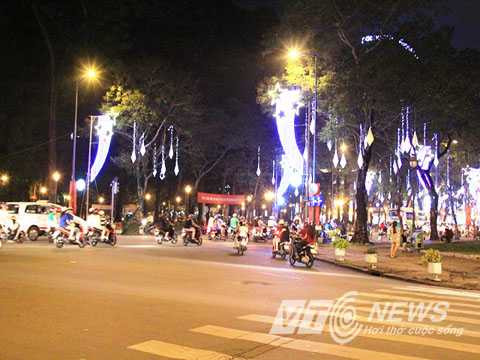 pháo hoa, ngày giải phóng, lễ 30/4, tphcm, Sài Gòn