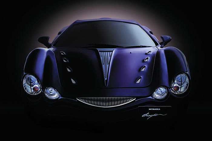 Riêng mẫu xe đến từ Nhật Mitsuoka Orochi thường được nhắc đến vì thiết kế xấu một cách lạ lùng.