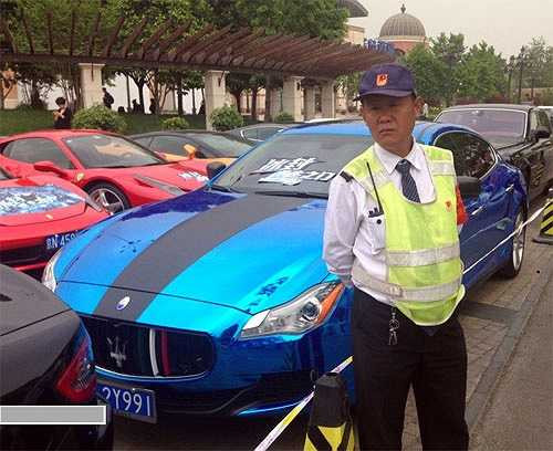 Maserati Quattroporte.