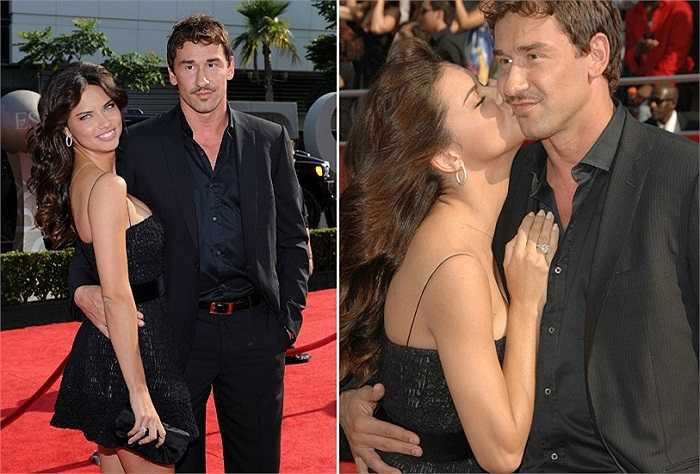 Cuộc tình đẹp đã chính thức tan vỡ. Dù trước đây, người đẹp từng dành nhiều lời có cánh khi nói về chồng trong một cuộc phỏng vấn: 'Anh ấy rất thông minh, luôn khiến tôi cười. Anh ấy hài hước và khỏe khoắn. Phải có thời gian thì bạn mới thực sự hiểu về một người nào đó'