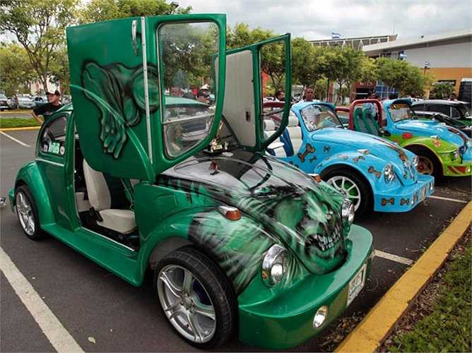 Một con bọ Volkswagen Beetle độ cực hầm hố tại Nicaragua.