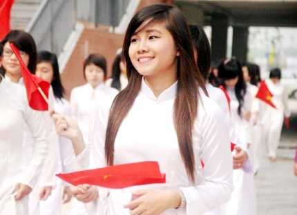 Nữ sinh Hà Thành