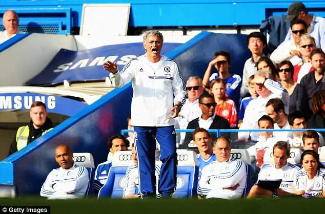 Mourinho muốn có tiền đạo sát thủ