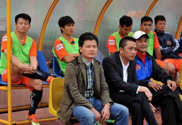 V.Ninh Bình giải tán