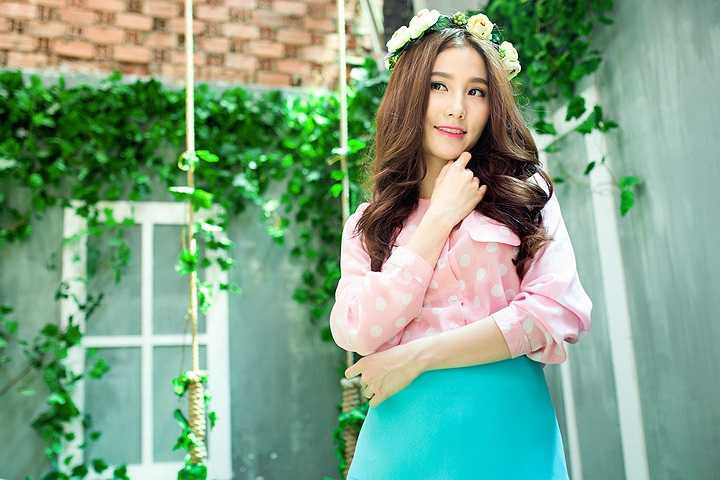 Với Diễm My, gợi cảm chỉ là một trong số những phong cách cô muốn hướng đến. Cô cũng chia sẻ muốn được thử sức trong tất cả các hình ảnh để đem đến sự mới lạ cho người hâm mộ.