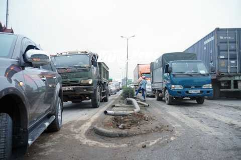 Quốc lộ 5, CSGT, ùn tắc giao thông, hung thần đất Cảng