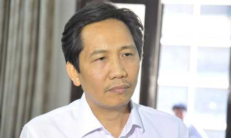  Ông Trần Anh Tuấn, Thứ trưởng Bộ Nội vụ trong buổi họp tại UBND tỉnh Bắc Ninh sáng 9/5.