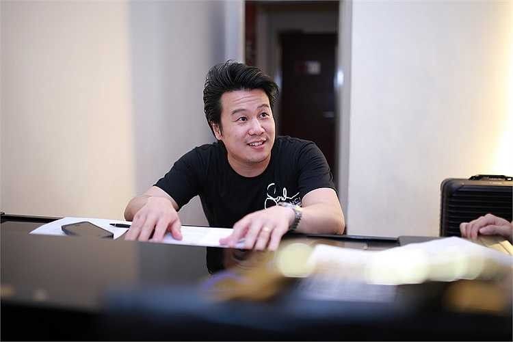 Cùng với Minh Thuỳ và Nhật Thuỷ, các nghệ sỹ khách mời cũng rào riết tập luyện để chuẩn bị cho sự xuất hiện của mình trong đêm gala cuối cùng .