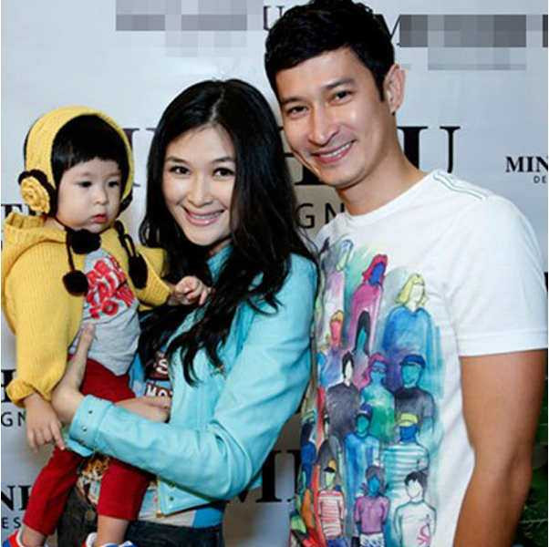 tổ ấm sao Việt