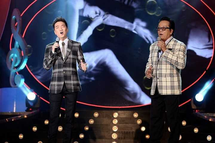 Nhắc đến danh ca Elvis Phương, sự nghiệp âm nhạc của anh đã quá dài để chúng ta nhắc một hay nhiều bài hit, và cả những giai đoạn đáng nhớ. 