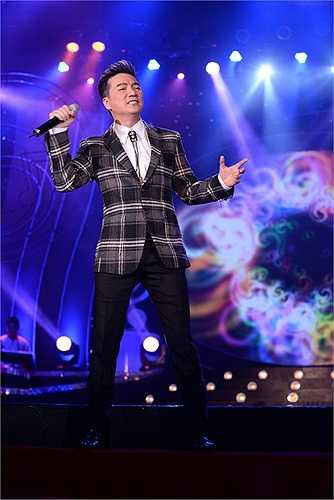 Phần song ca, cũng như xuất hiện của tiếng hát Đàm Vĩnh Hưng càng tăng thêm cảm xúc cho người nghe.