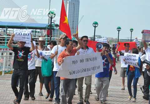 Đà Nẵng, Trung Quốc, tuần hành, xuống đường, phản đối,