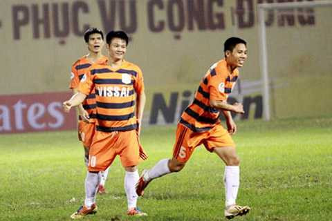 Trực tiếp trận chia tay Văn Quyến: V.Ninh Bình - Churchill Brothers