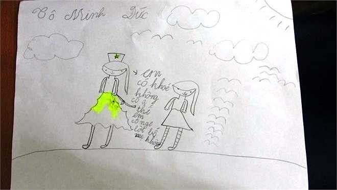 Học sinh sẽ vẽ tranh theo trí tưởng tượng để hoàn thiện bài học theo cách tự ghi nhớ. Không chỉ dừng lại ở đó, các em còn đặt tên buổi học theo nhiều cách khác nhau như canh giữ biển, đồng cảm với các cô chú hải quân.