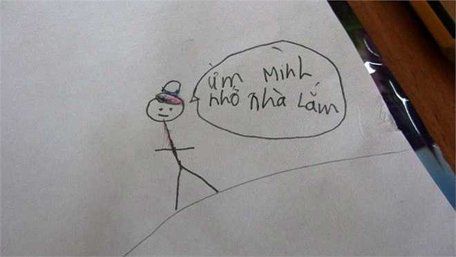 Bé Khánh Linh vẽ một người lính hải quân với lời tâm sự: Ừm, mình nhớ nhà quá