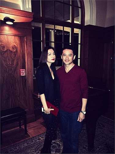 Sau cuộc hôn nhân nhiều biến cố với chồng cũ, siêu mẫu Ngọc Thúy giờ đây đã rạng rỡ hạnh phúc bên người chồng mới. 