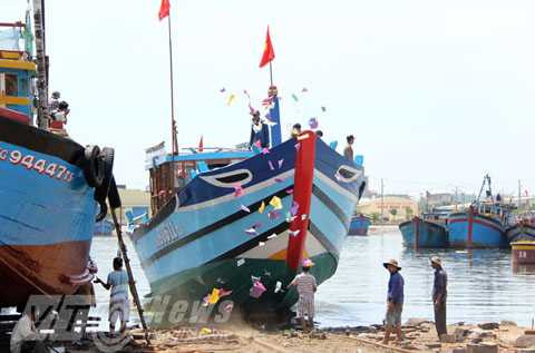 ngư dân, tàu cá, Đà Nẵng, hậu cần, bám biển, vươn khơi