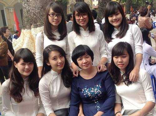 Cô Trịnh Thu Tuyết