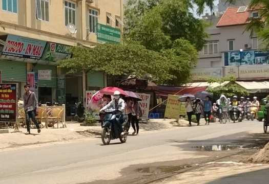 Đại học Tài nguyên và Môi trường biến trường thành chợ?