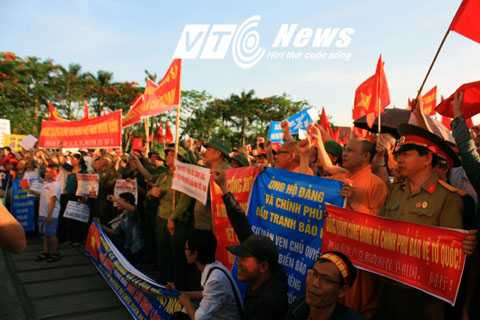 hạ đặt giàn khoan HD981, Trung Quốc, Hoàng Sa, Thềm lục địa, Vùng đặc quyền kinh tế của Việt Nam, Hải Phòng