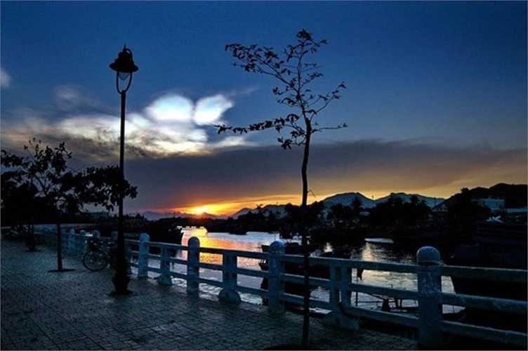 Hiện tượng này kết thúc vào khoảng 18h30. 