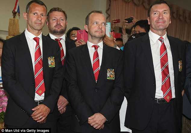 Tin sáng 16/5: Man Utd mất 'núi tiền' vì cup Châu Âu