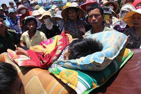 Hoàng Sa, Việt Nam, Trung Quốc, ngư dân bị đánh trọng thương