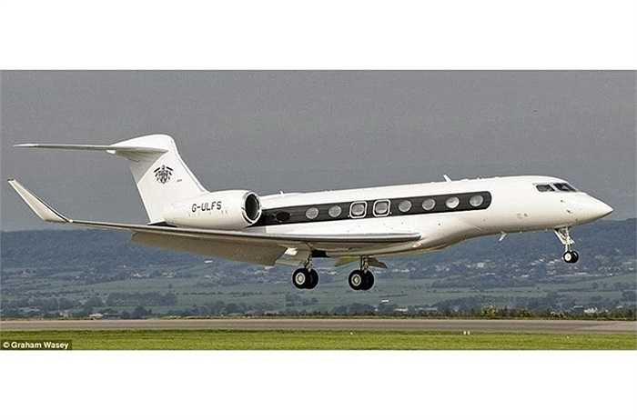Một chiếc G650 chuẩn bị hạ cánh xuống sân bay Bristol, Anh.