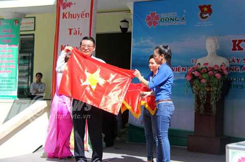 Trung Quốc, mít tinh, phàn đối, giàn khoan, trái phép, Việt Nam, chủ quyền