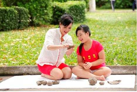 NSUT Chiều Xuân: Chẳng ngại lấm bẩn để chơi cùng con