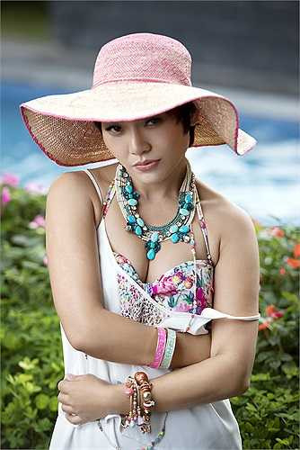 goài ra, cô bé cũng nhận được sự yêu thương chăm sóc đặc biệt của ông bà ngoại. Điều này khiến Thái Thuỳ Linh vô cùng yên tâm.