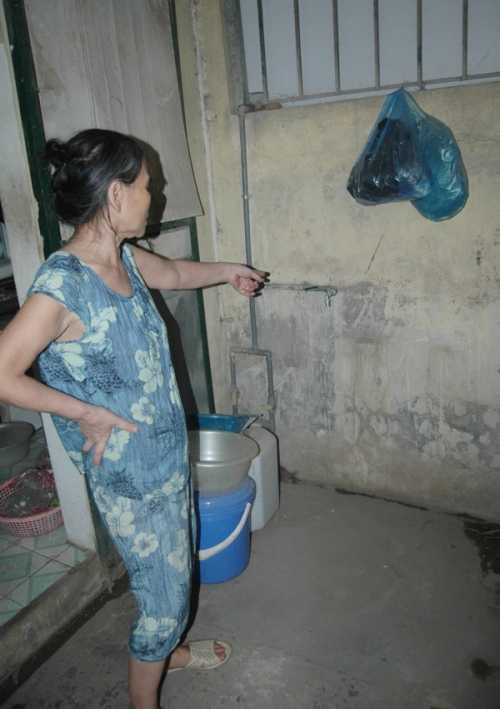 Nghịch lý giữa thủ đô: Nước bơm càng nhiều, dân càng...khát